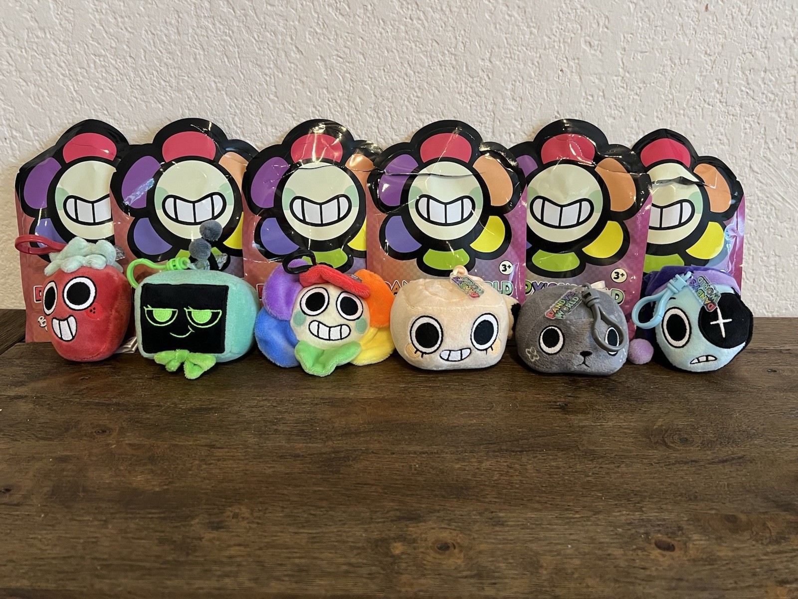 RARE Dandy’s World Lot Full COMPLETE SET 6 Plush Keychains SOLD OUT - 1 Of Each