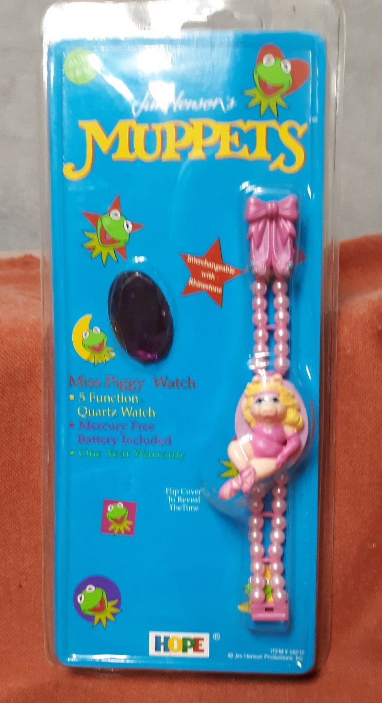 Vintage Jim Henson’s Muppets Miss Piggy  Quartz Watch 1993 Collectible - RARE