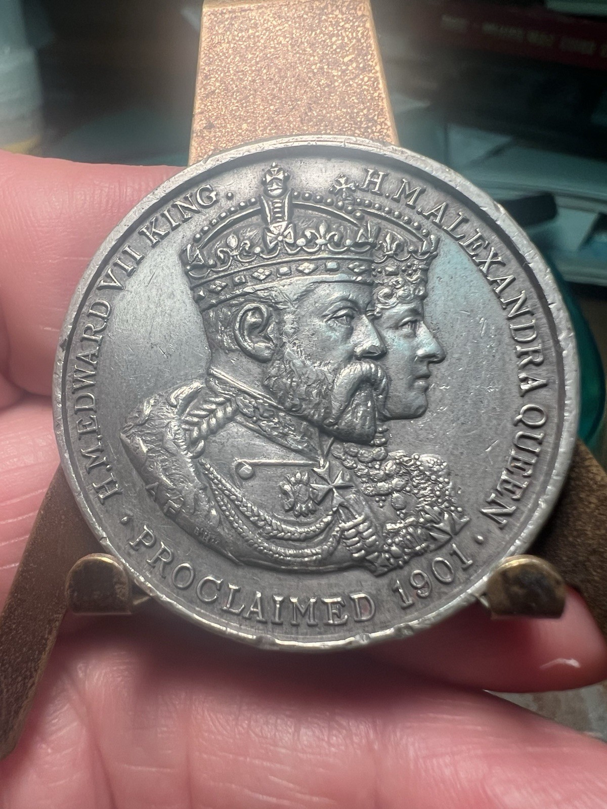 1902 KING EDWARD & QUEEN ALEXANDRIA MEDAL COMMEMORATION OF THE CORONATION