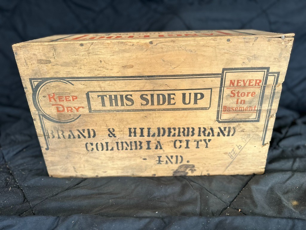 Antique Tanglefoot Fly Paper Wood Crate O&W Thum Columbia City IN Brand Hilder