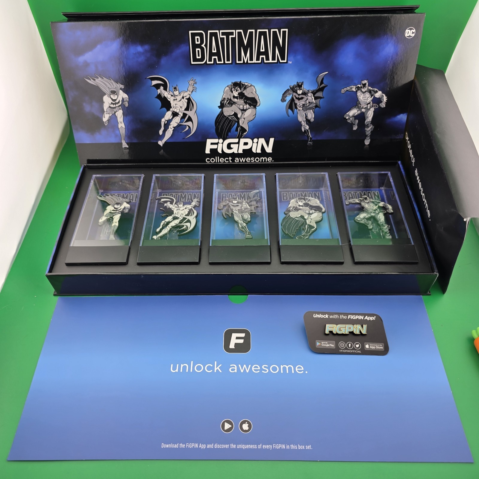 FiGPiN Batman Deluxe Box Set 2022 Limited Edition /1000 5 Pin PLUS Logo Plz Read