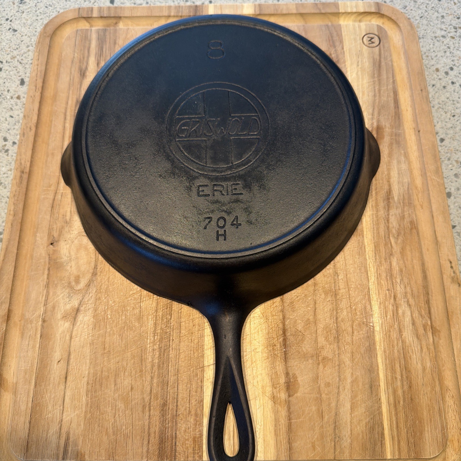 Vintage Griswold Erie #8 Cast Iron Skillet Slant Logo 704 H with Heat Ring