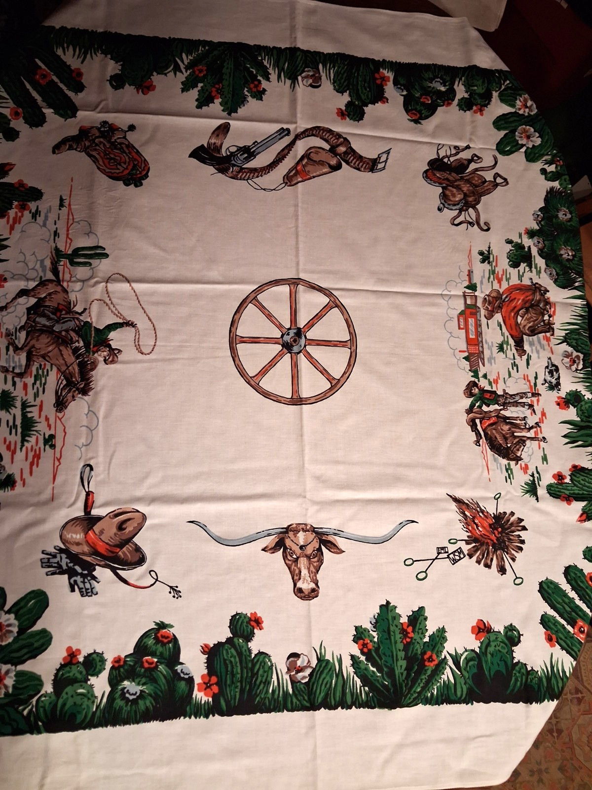 VTG 1950s MCM COUNTRY WESTERN TABLECLOTH HORSE COWBOY BULL BRONCO Hand Print