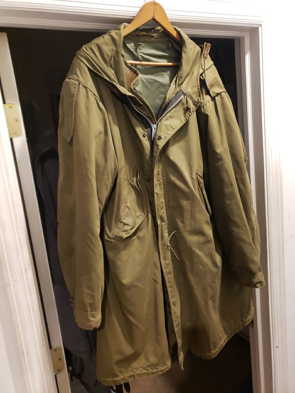 Vintage US Army M-1951 Fishtail Shell Parka LARGE Korean War M51 OG-107