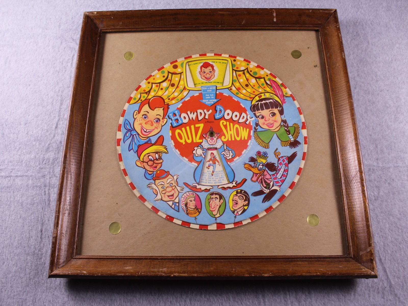 Vintage 1950s Howdy Doody Quiz Show Collectible clock-style game spinner 
