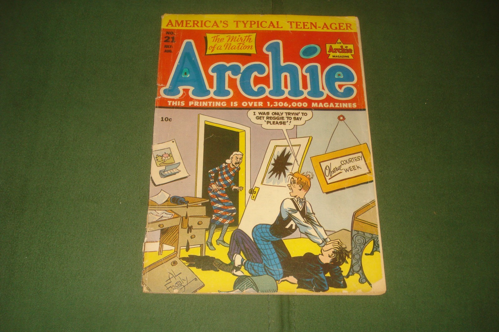 ARCHIE COMICS #21 BETTY AND VERONICA STORY GOLDEN AGE REGGIE & MISS GRUNDY 1946
