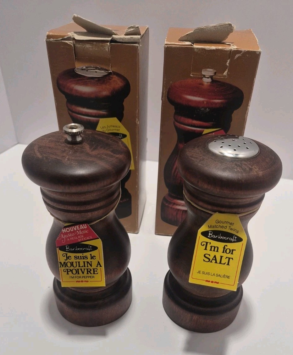 ​Vtg 1960s Baribocraft Canada Maple Wood Salt Shaker Pepper Mill Grinder Set NOS