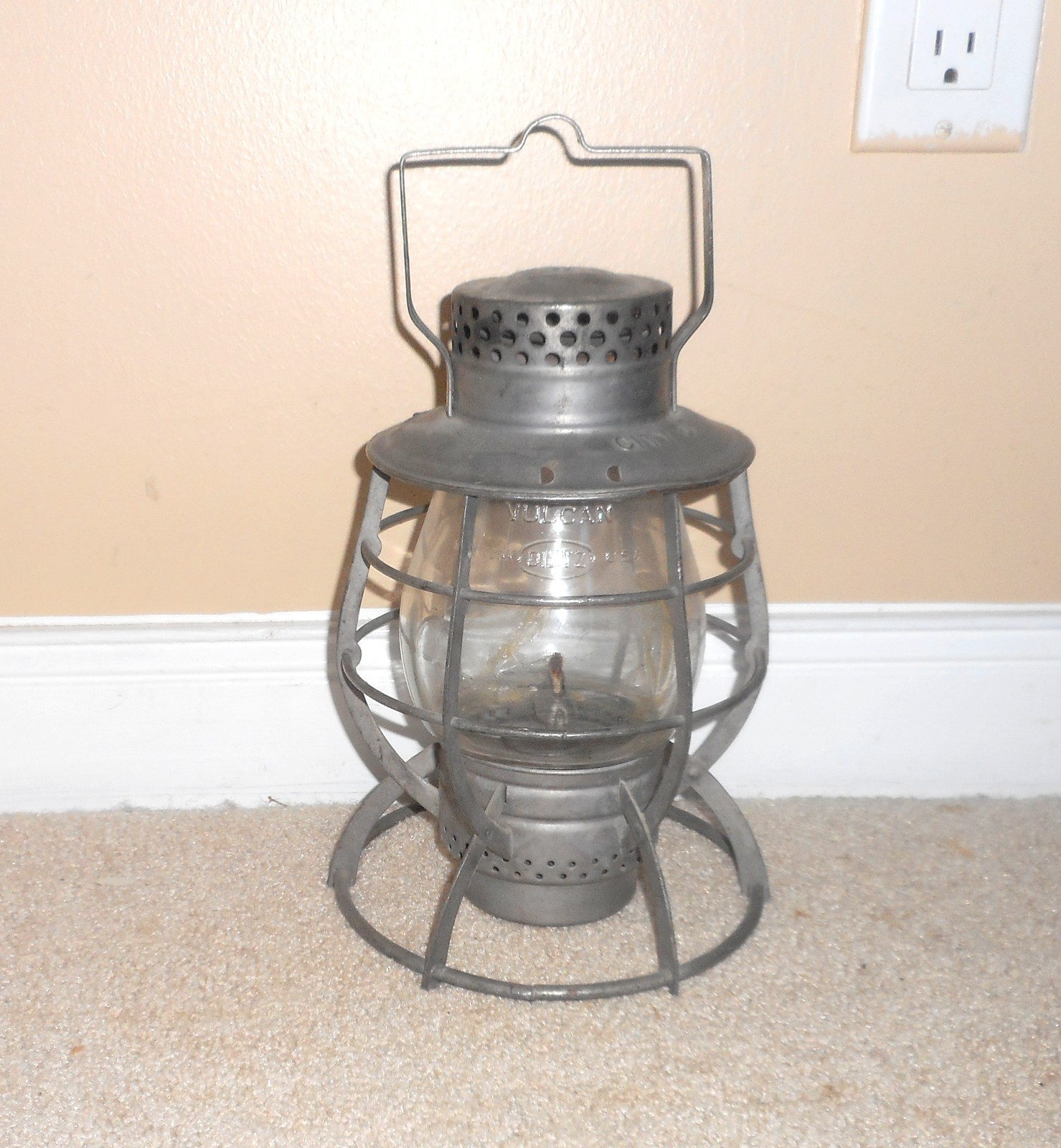 ANTIQUE DIETZ NO. 39 VULCAN CITY OF NEW YORK NY LIGHT LANTERN AS IS