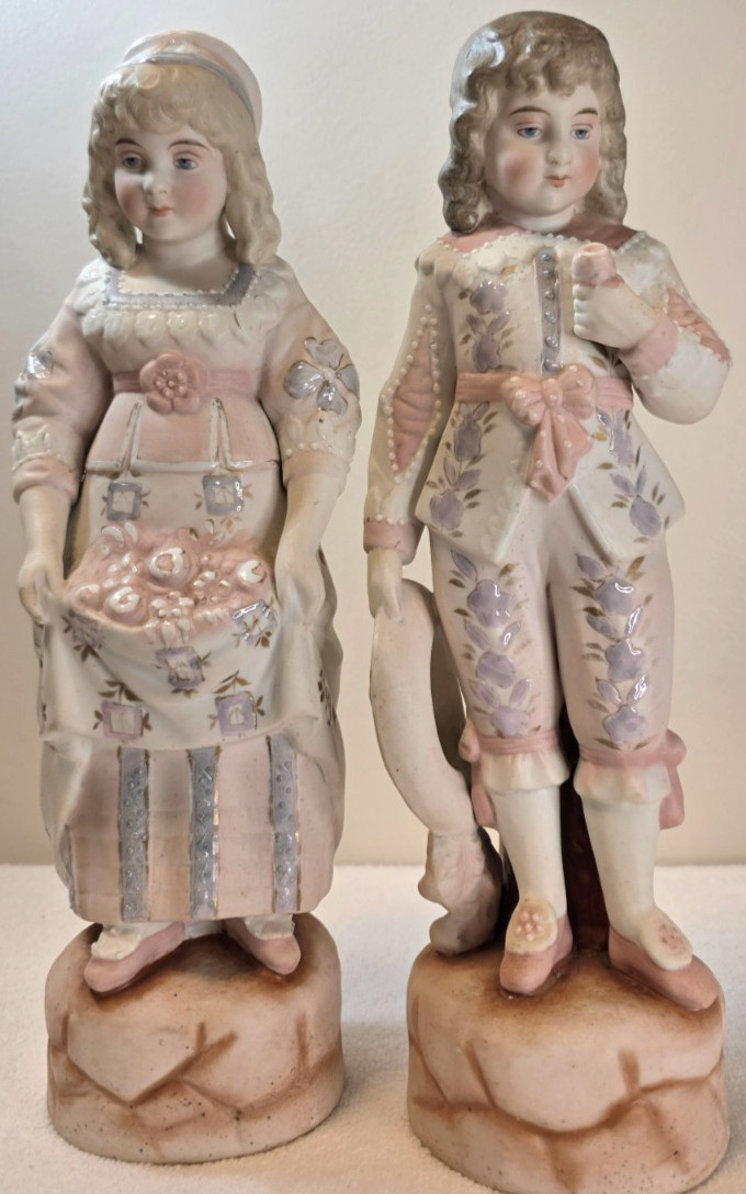 VINTAGE PAIR OF GEBRUDER HEUBACH GERMAN PORCELAIN BISQUE FIGURINES #5238 USED
