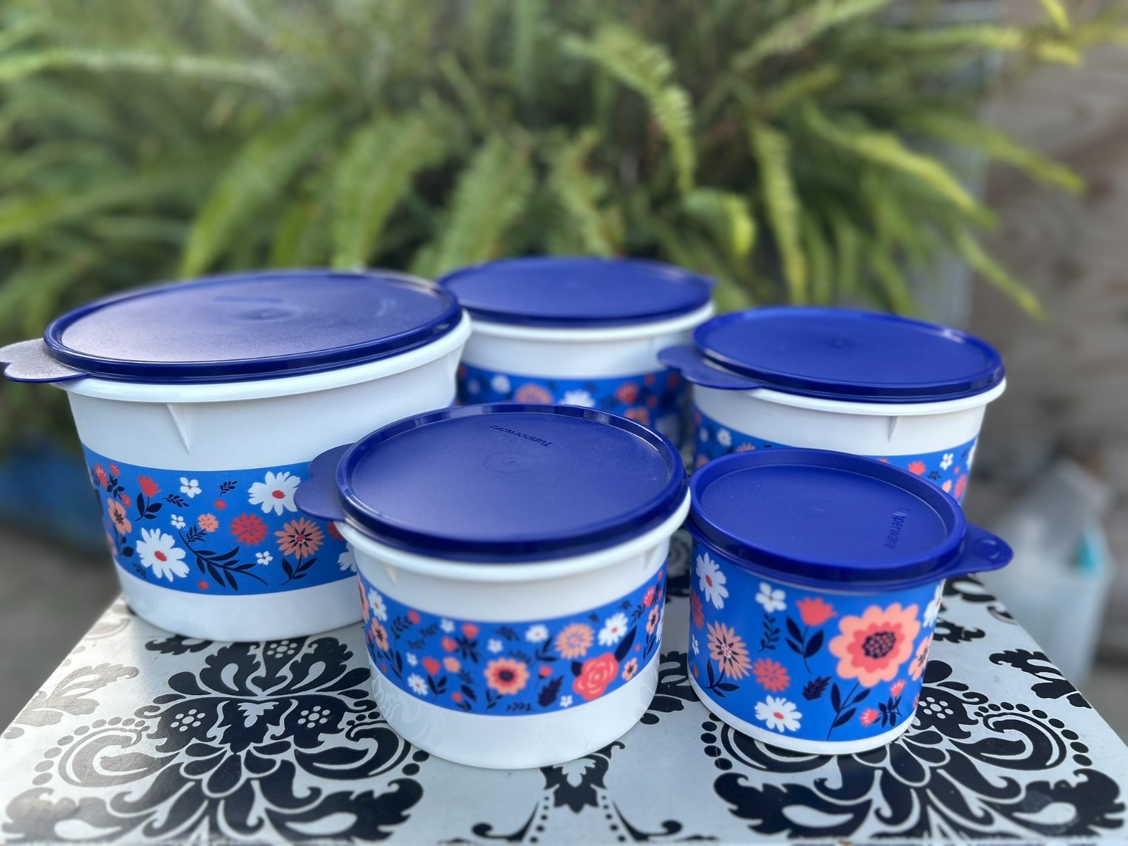Tupperware Beautiful FLOWER Theme Stacking Canister Set/5  Blue/White NEW