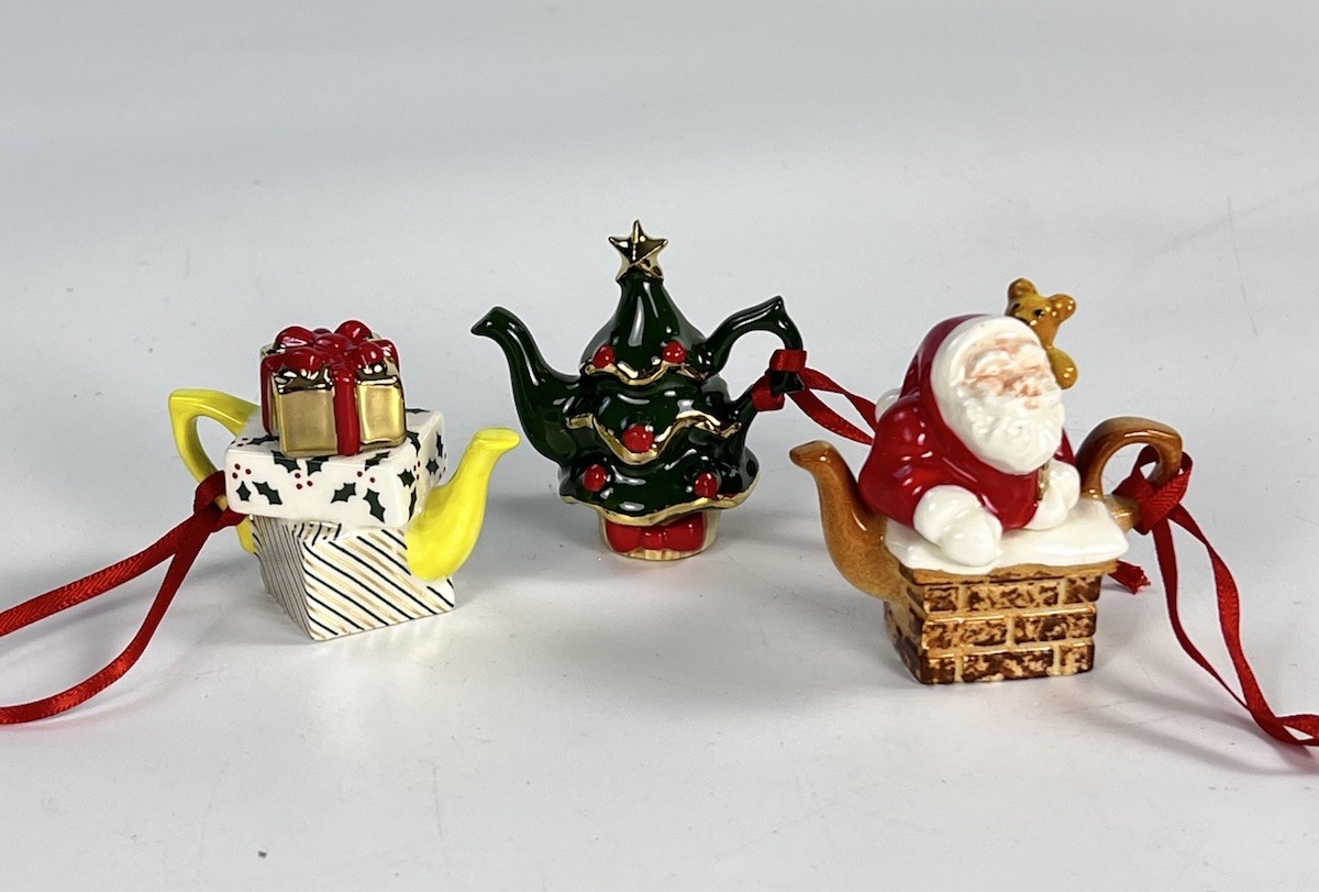 Vintage 1995 Cardew Design Tiny Christmas Teapot Ornaments (set of 3)