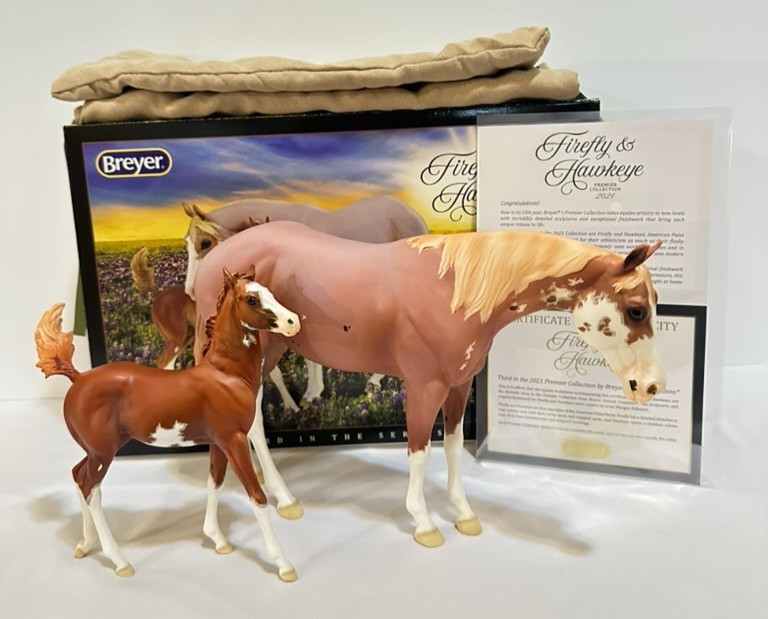 Breyer 2021 Firefly & Hawkeye #90202 Premier Collection COA + Bag + NEW IN BOX