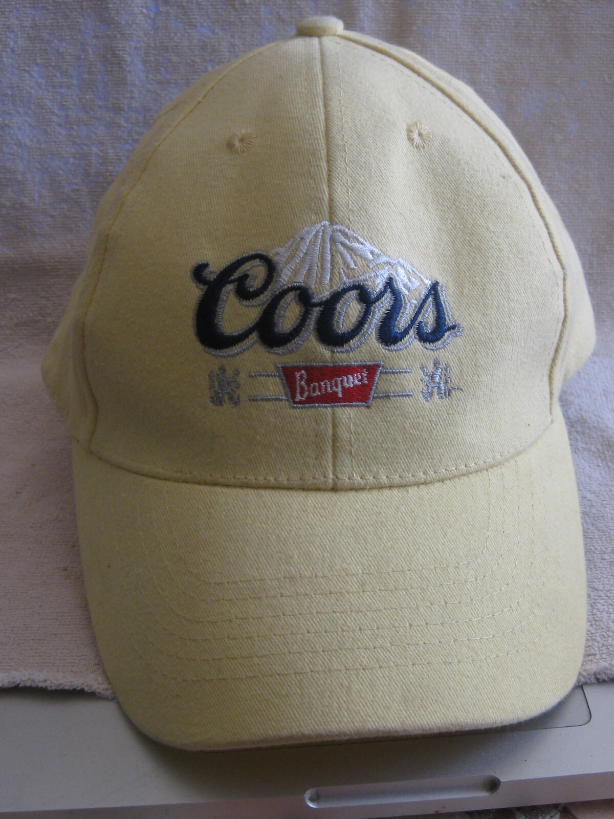 Coors Banquet Beer Faded Vintage Yellow Hat Vel-cro adjustable used