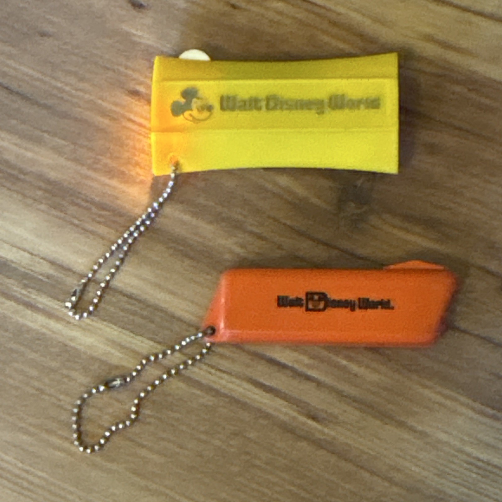 Vintage Walt Disney World Keychain Flashlight Lot Mickey Mouse And Goofy