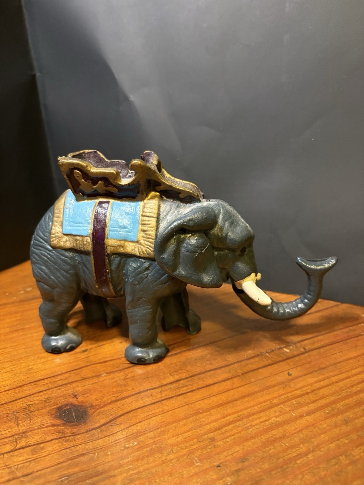 Vintage Cast Iron Pull Tail Elephant Bank Heavy Works Well