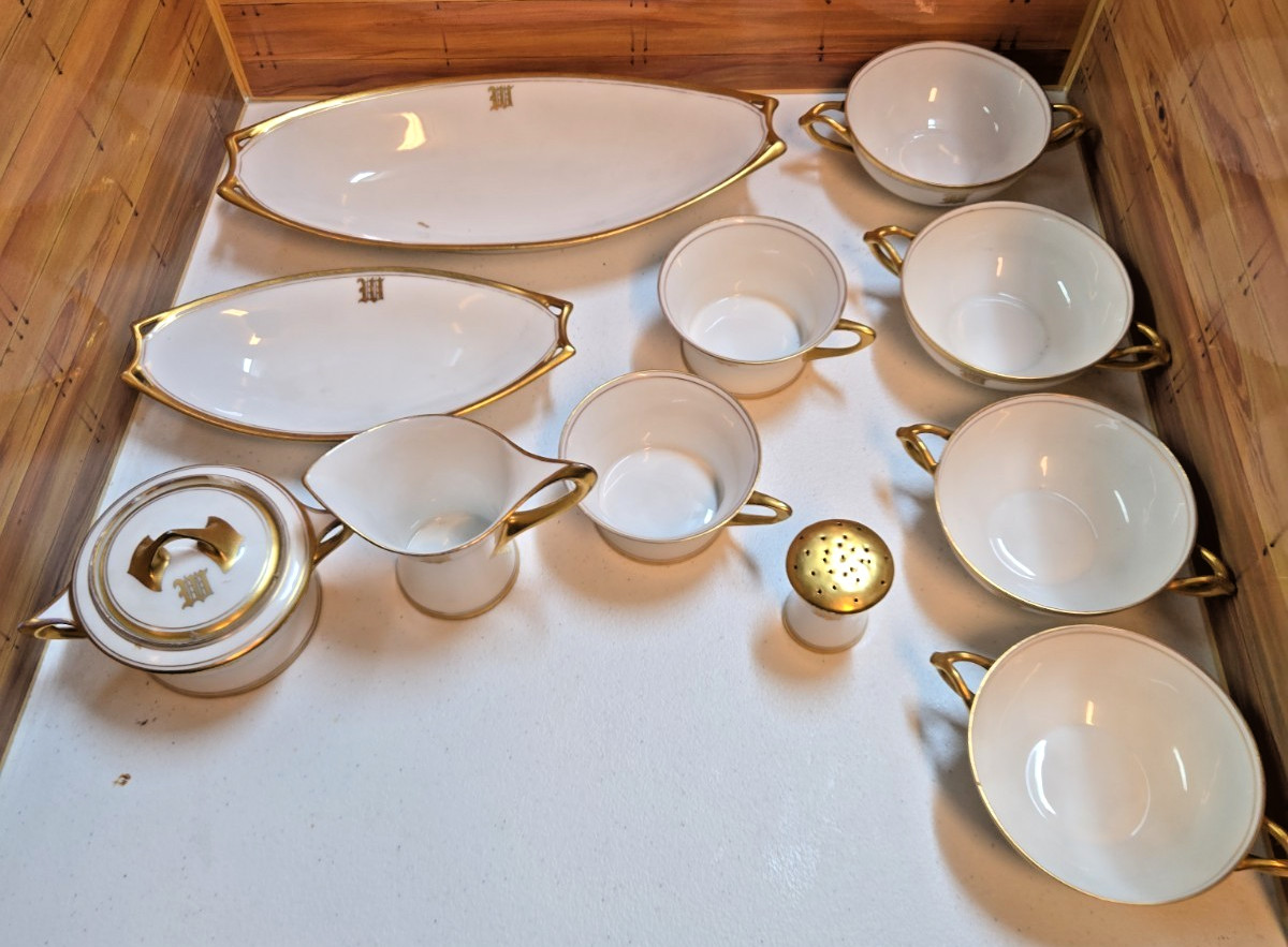 Lot of (11) Antique Porcelain Hutschenreuther Selb Dishes; Bavaria; Cacilie