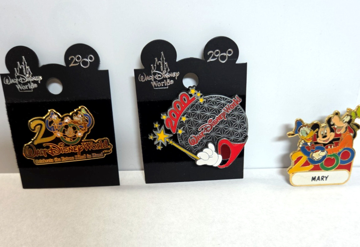 3 different Walt Disney World 2000 
