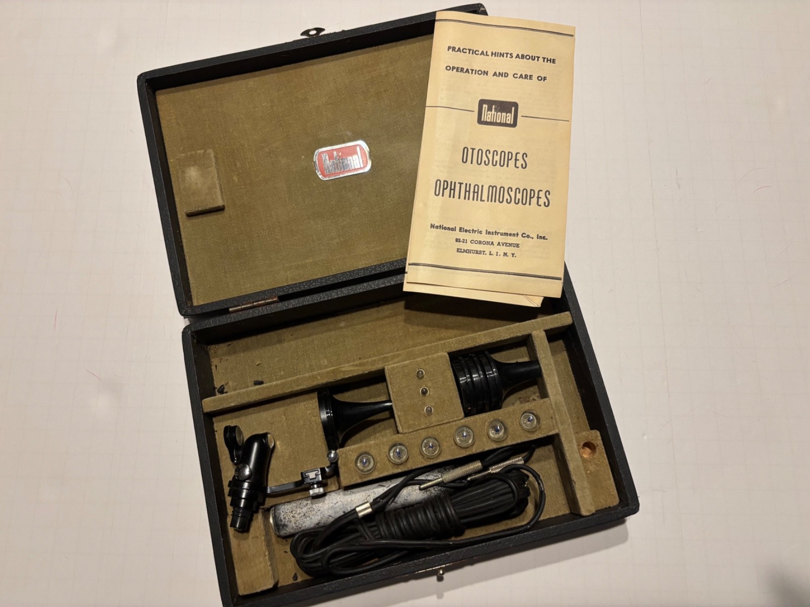 Vintage WWII US Army Welch National Otoscope Ophthalmoscope Set w/ Extra Bulbs