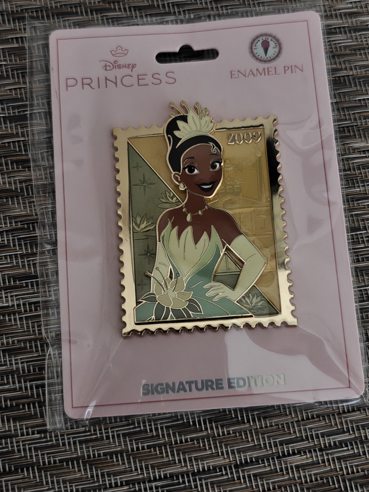Disney PALM Royal Stamp Pink A La Mode Tiana Princess and the Frog LE 400 Pin