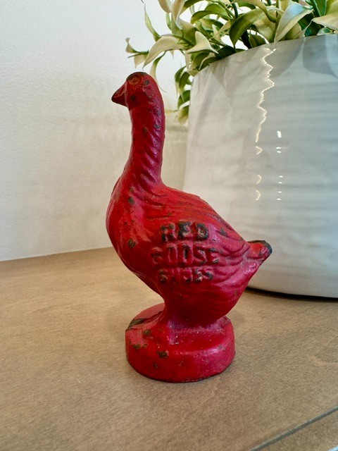 1920s Arcade Red Goose Shoes Cast Iron Advertising Antique Toy Coin Bank