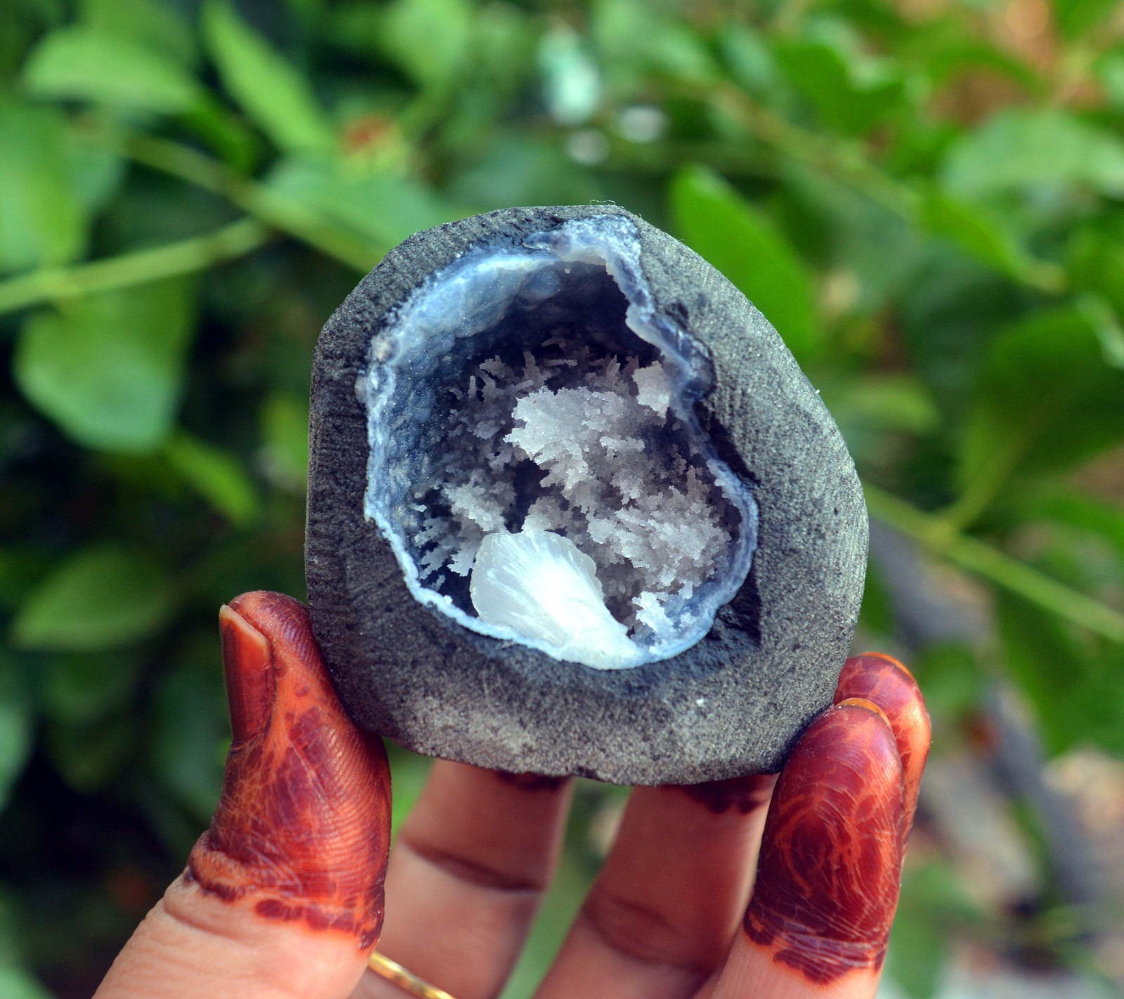 stilbite w/ chalcedony coral geode minerals specimen s-9