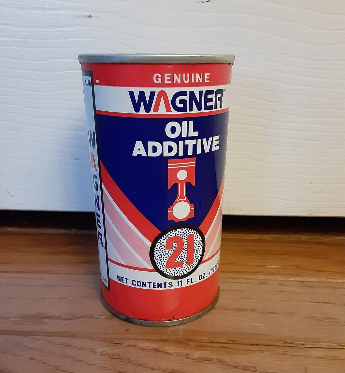Sealed / NOS Vintage Wagner oil additive 11oz. (red, white & blue can)