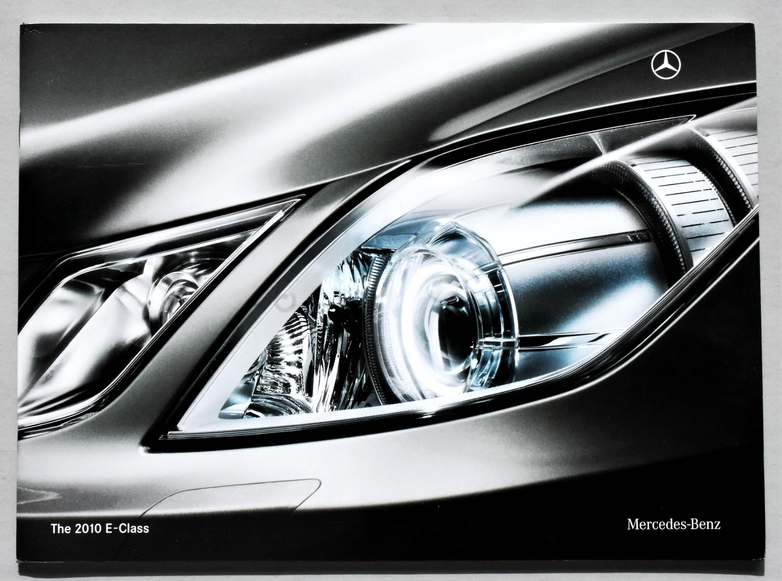 ORIGINAL 2010 MERCEDES E CLASS SALES BROCHURE CATALOG ~ 26 PAGES ~ 7.25