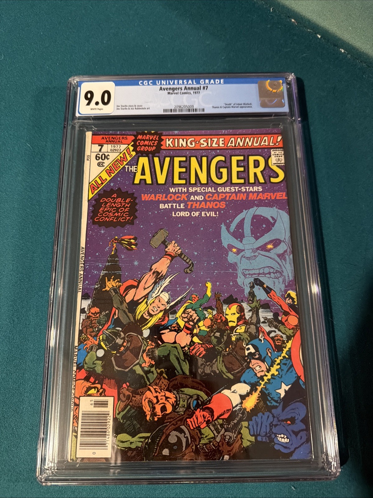 The avengers king size Annual 7 NEW STAND CGC 9.0 WP