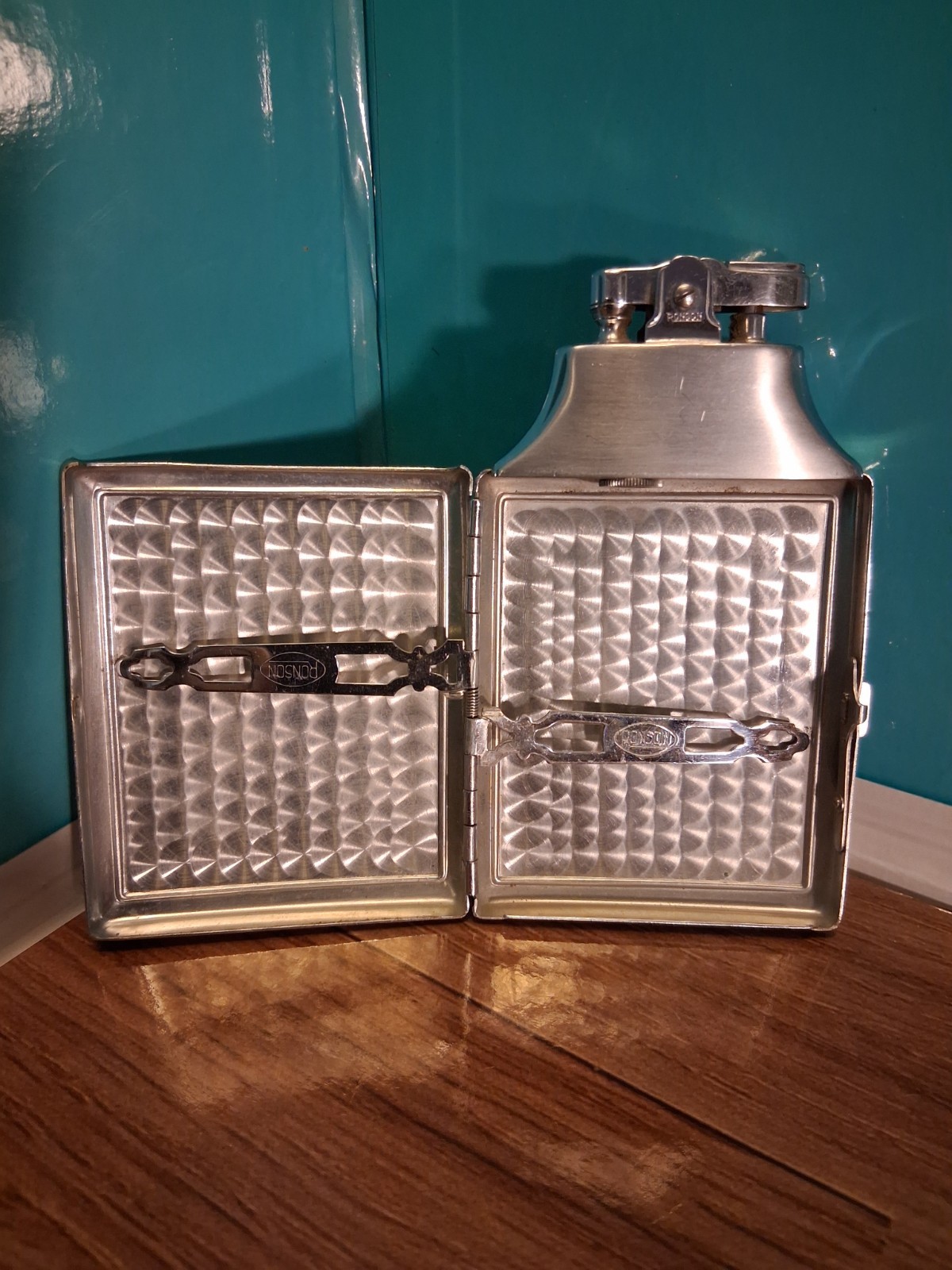 1940's Vintage Ronson Cigarette Case & Lighter with Original Box