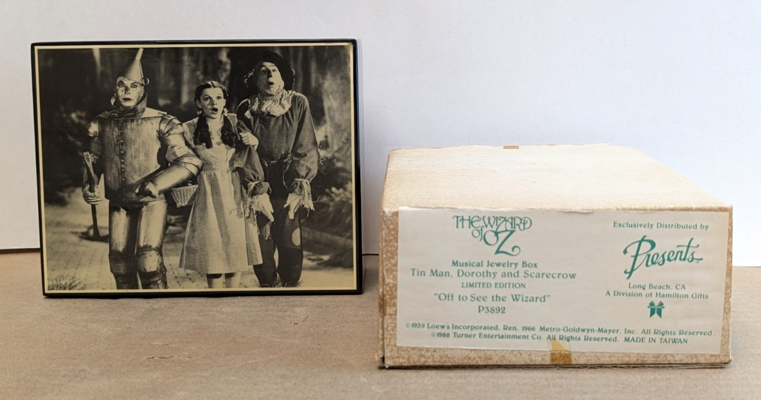 Vintage Wizard of Oz Limited Edition Musical Jewelry Box - Off to See the Wizard