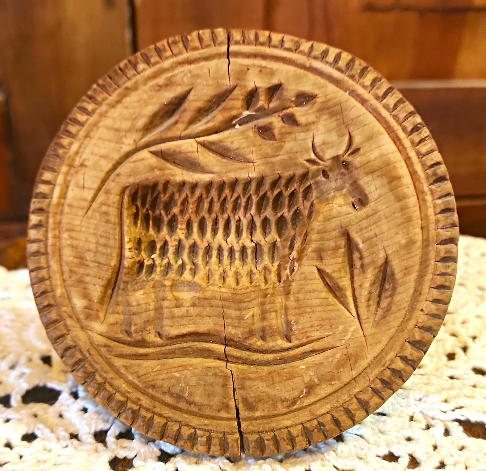 Antique Primitive Hand Carved Wooden Butter Stamp Mold Round Cow Sheep Folk Art