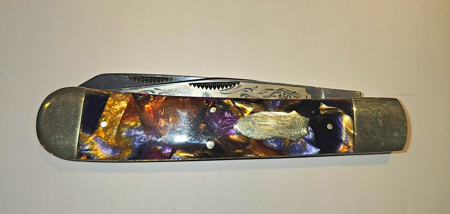BULLDOG BRAND DATED 1998 LARGE 5 INCH  TRAPPER FRAME NEVER CARRIED OR SHARPENED