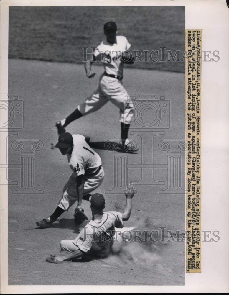 1952 Press Photo Browns Jim Delsing safe at 2nd vs Indians Bob Avila - nes37350