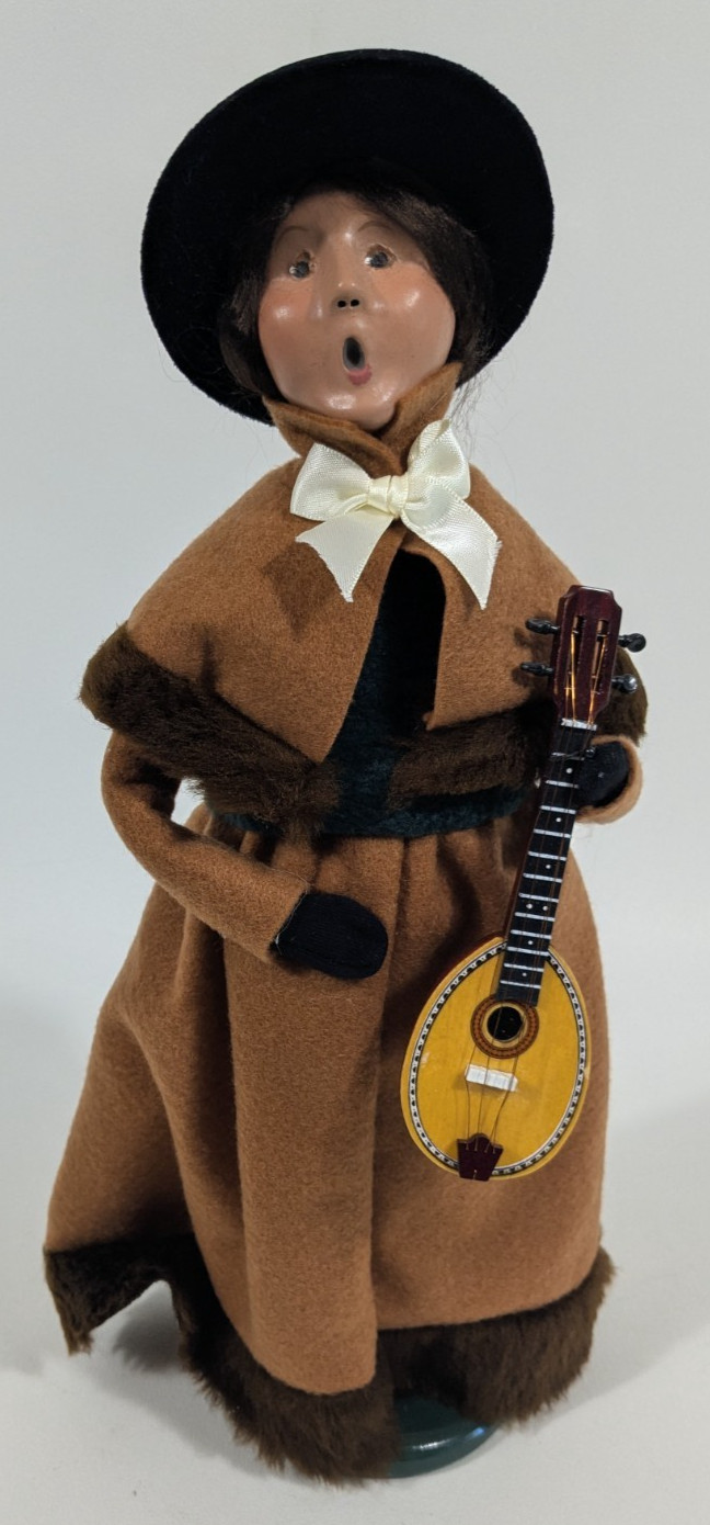 Byers\' Choice Caroler Woman with Mandolin 4253W 2025 Chalfont PA Singing Songs