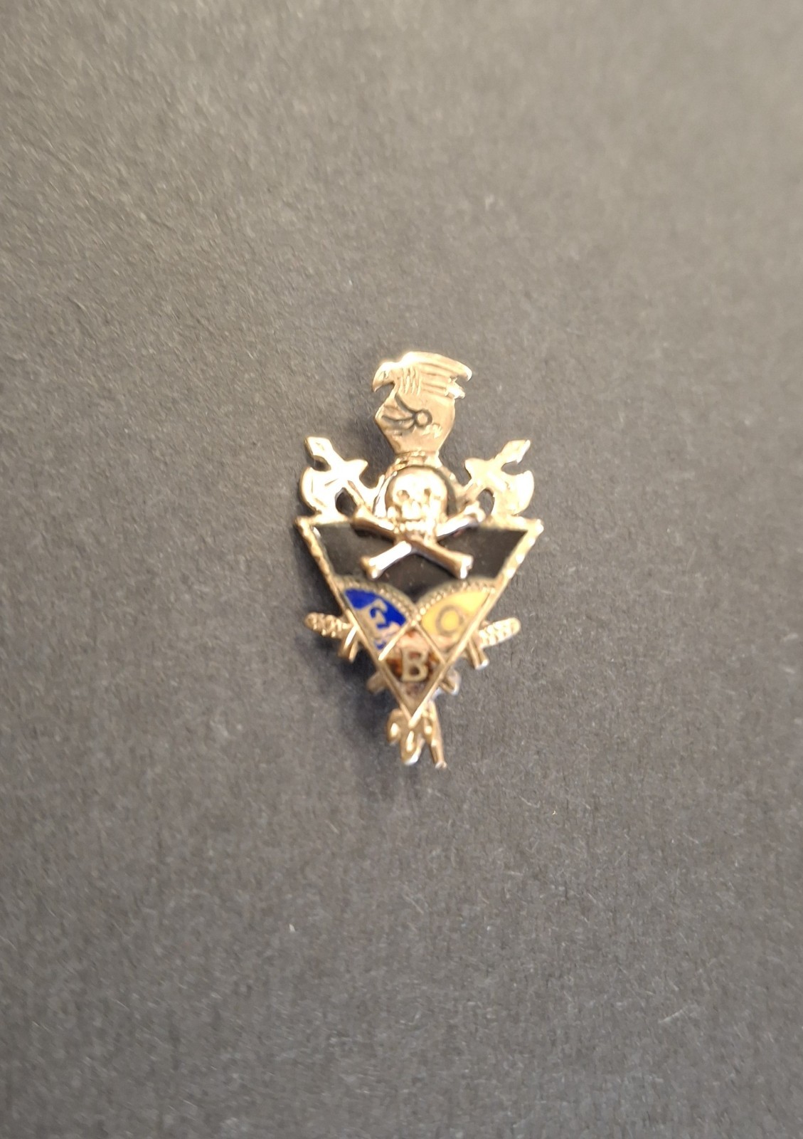 Vintage Knights of Pythias FCB Skull and Crossbones Masonic Pendant Sword Pin