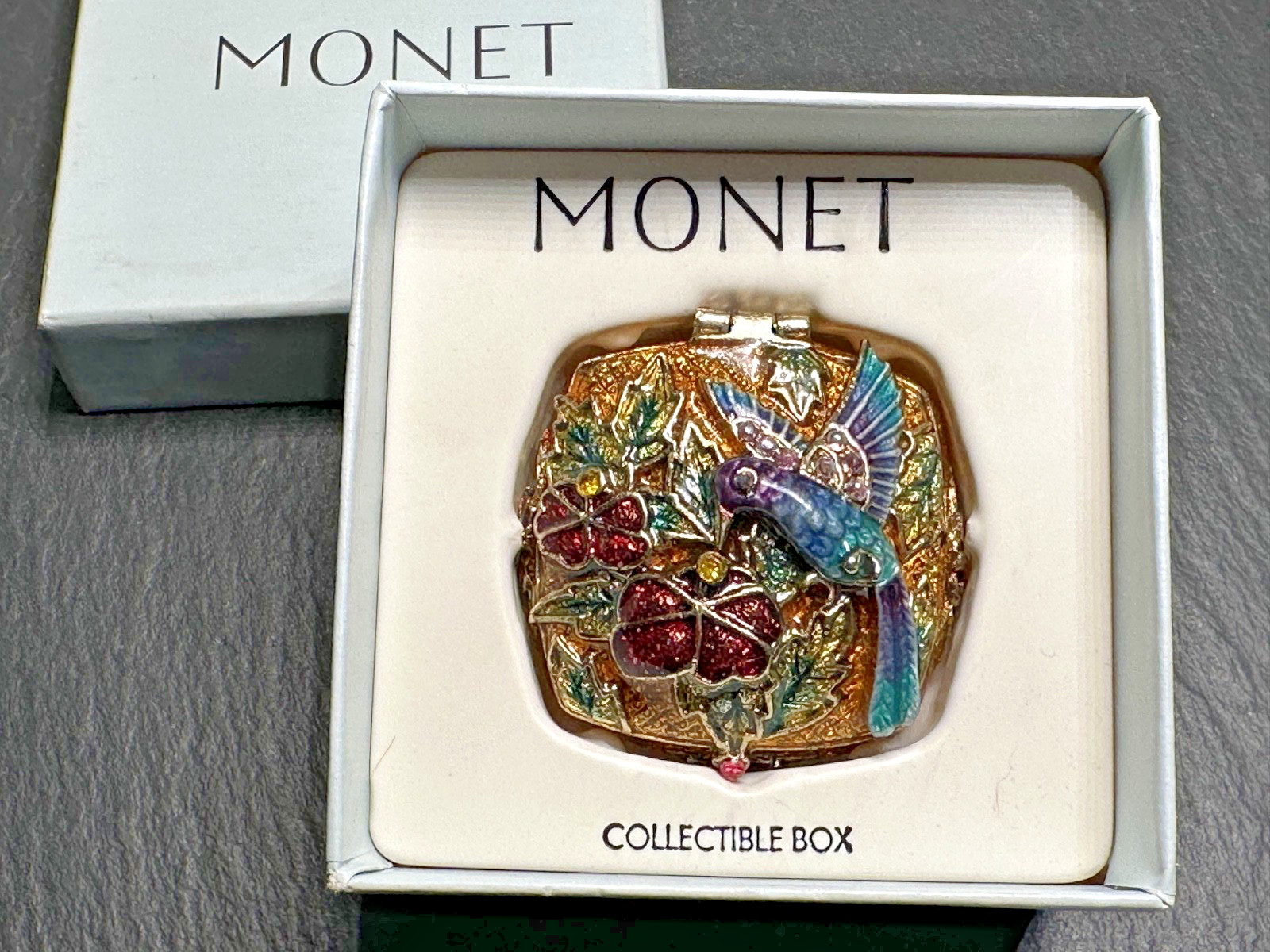 VINTAGE NEW MONET HUMMINGBIRD & FLOWERS TRINKET BOX IN ORIGINAL PACKAGE I711