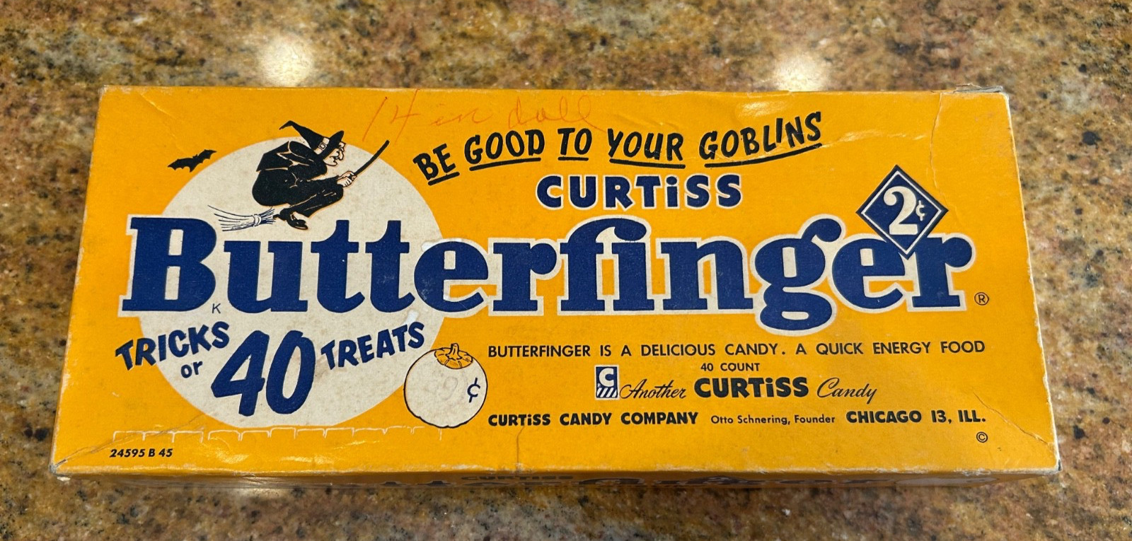 Vintage 1945 Curtiss Butterfinger Halloween Box 10\