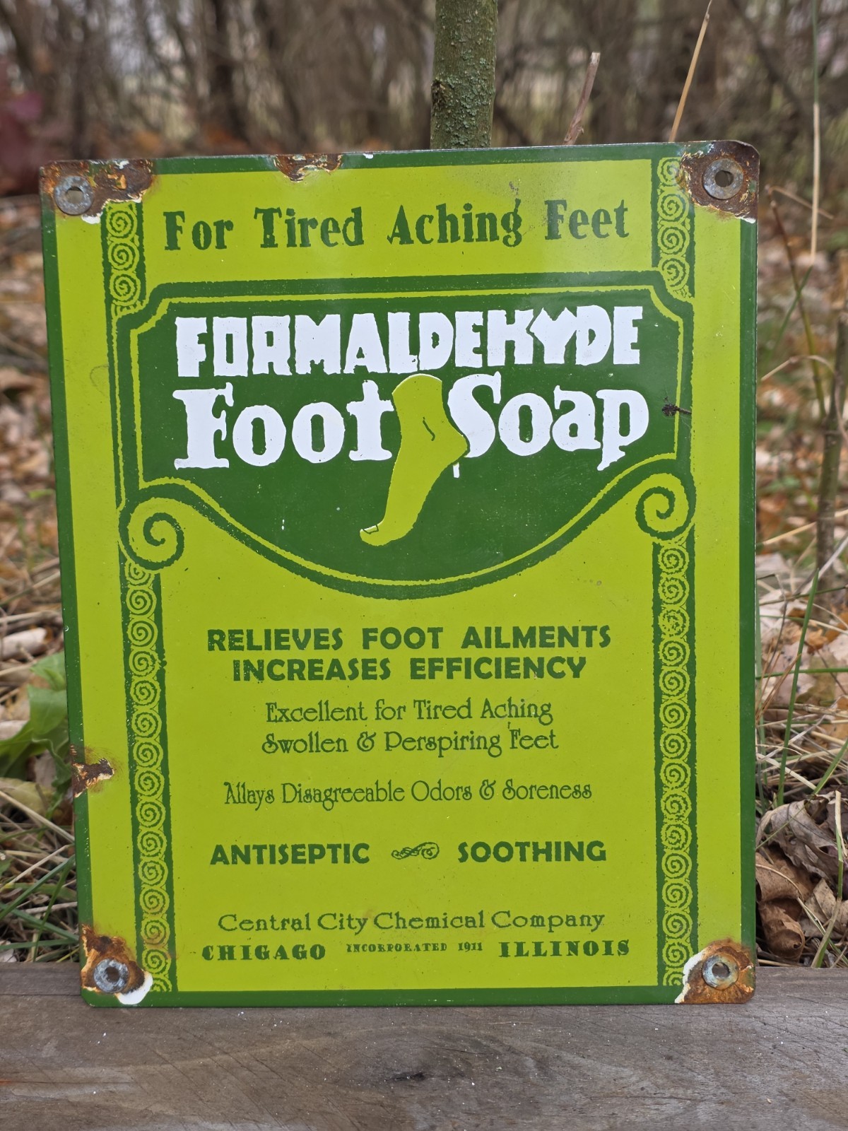 VINTAGE FORMALDEHYDE FOOT PORCELAIN SIGN FOR TIRED ACHING FEET 9.5\