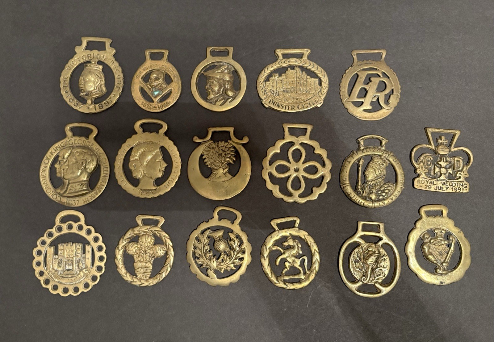 Vintage Horse Brass Collection Set Of 17 Antique Harness Medallions British