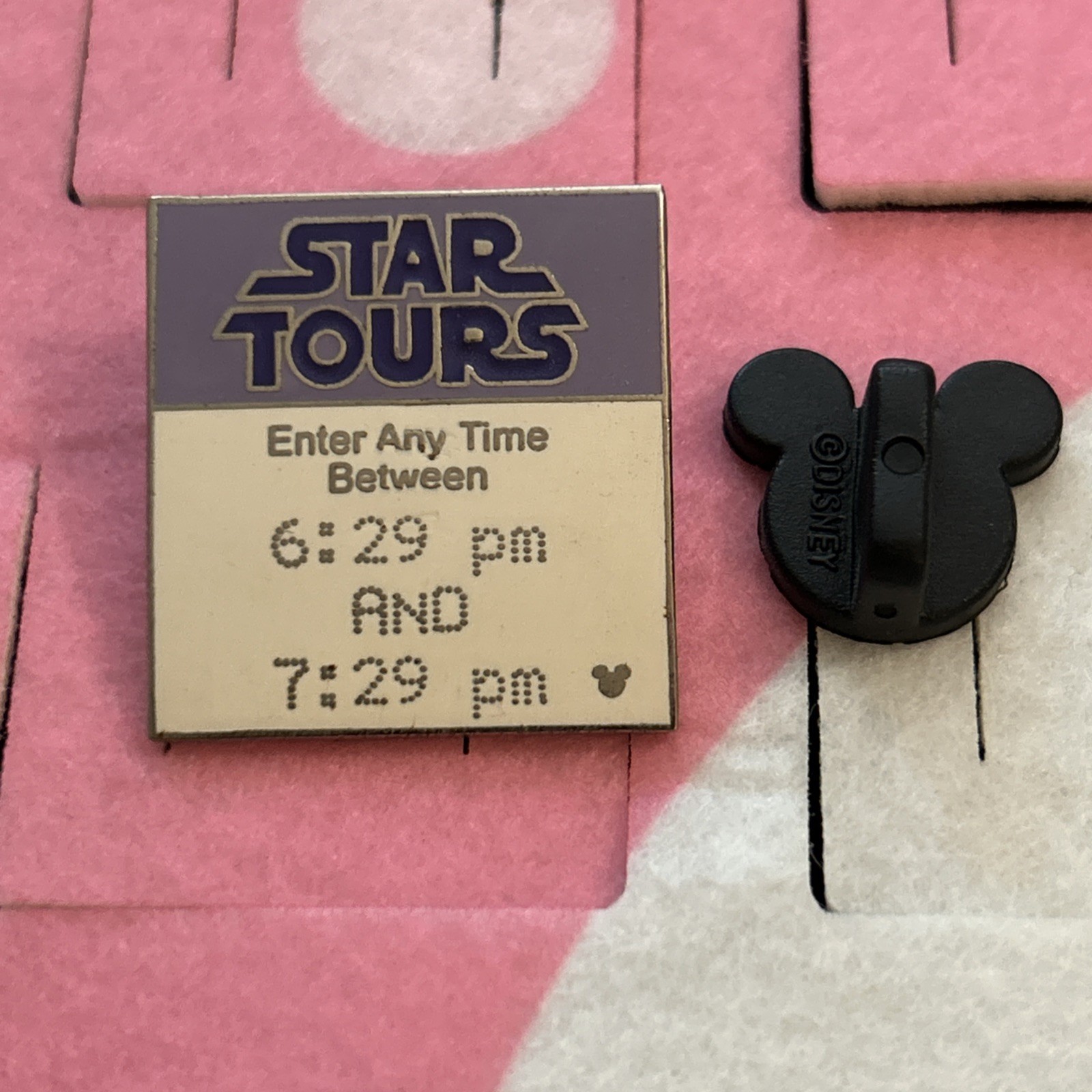  DISNEY WDW - Hidden Mickey 2007 Series 2 - Fast Pass - Star Tours  #58979