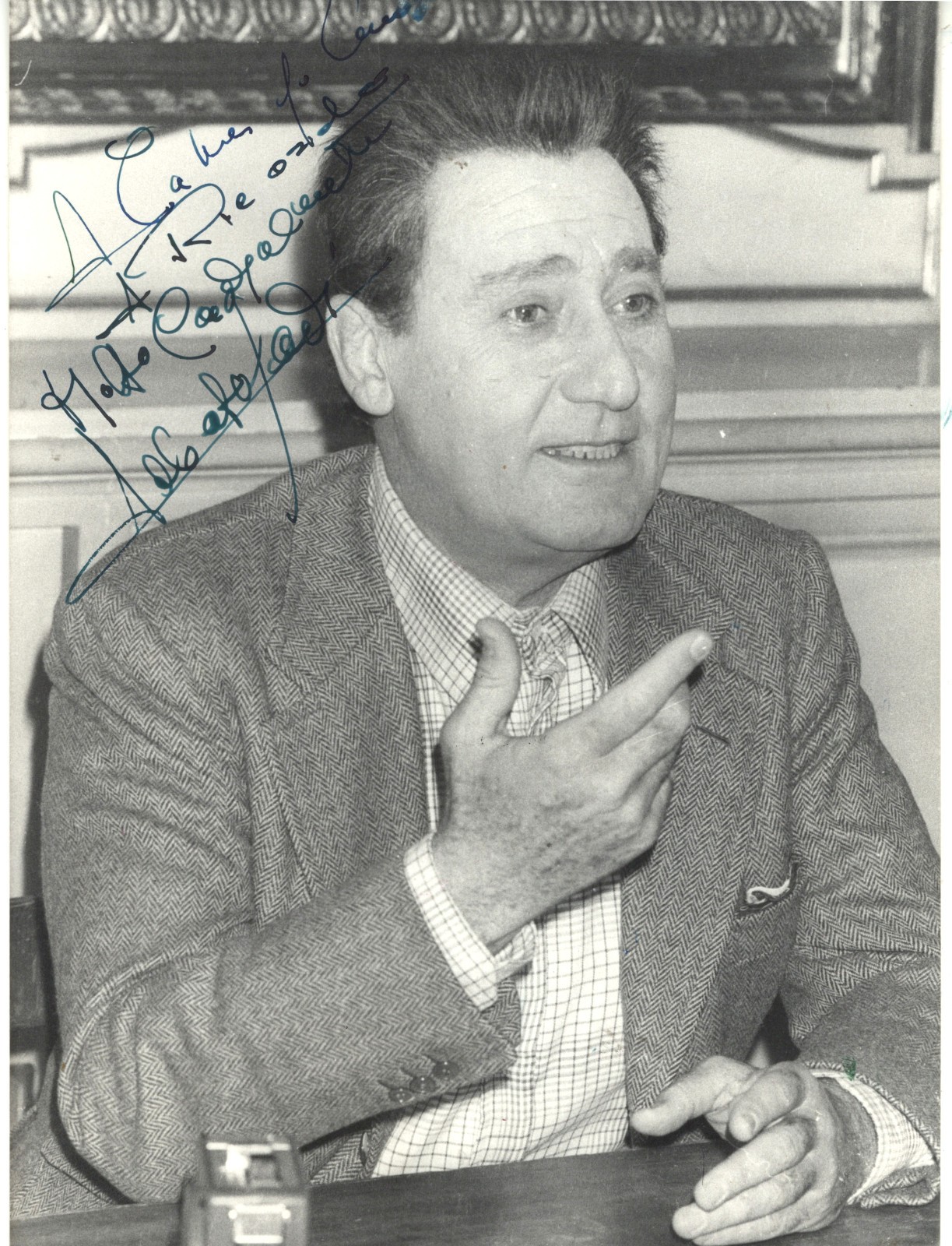 LEADING ITALIAN ACTOR, COMEDIAN, DIRECTOR ALBERTO SORDI, SIGNED VINTAGE PHOTO.