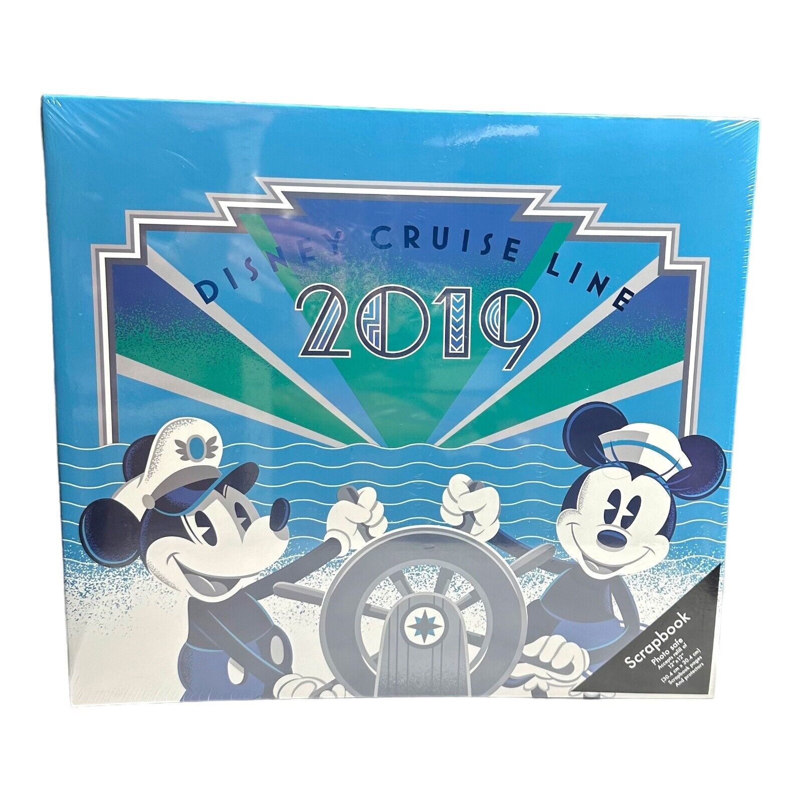 NEW Disney Cruise Line 2019 Large Scrapbook Mickey & Minnie 12\