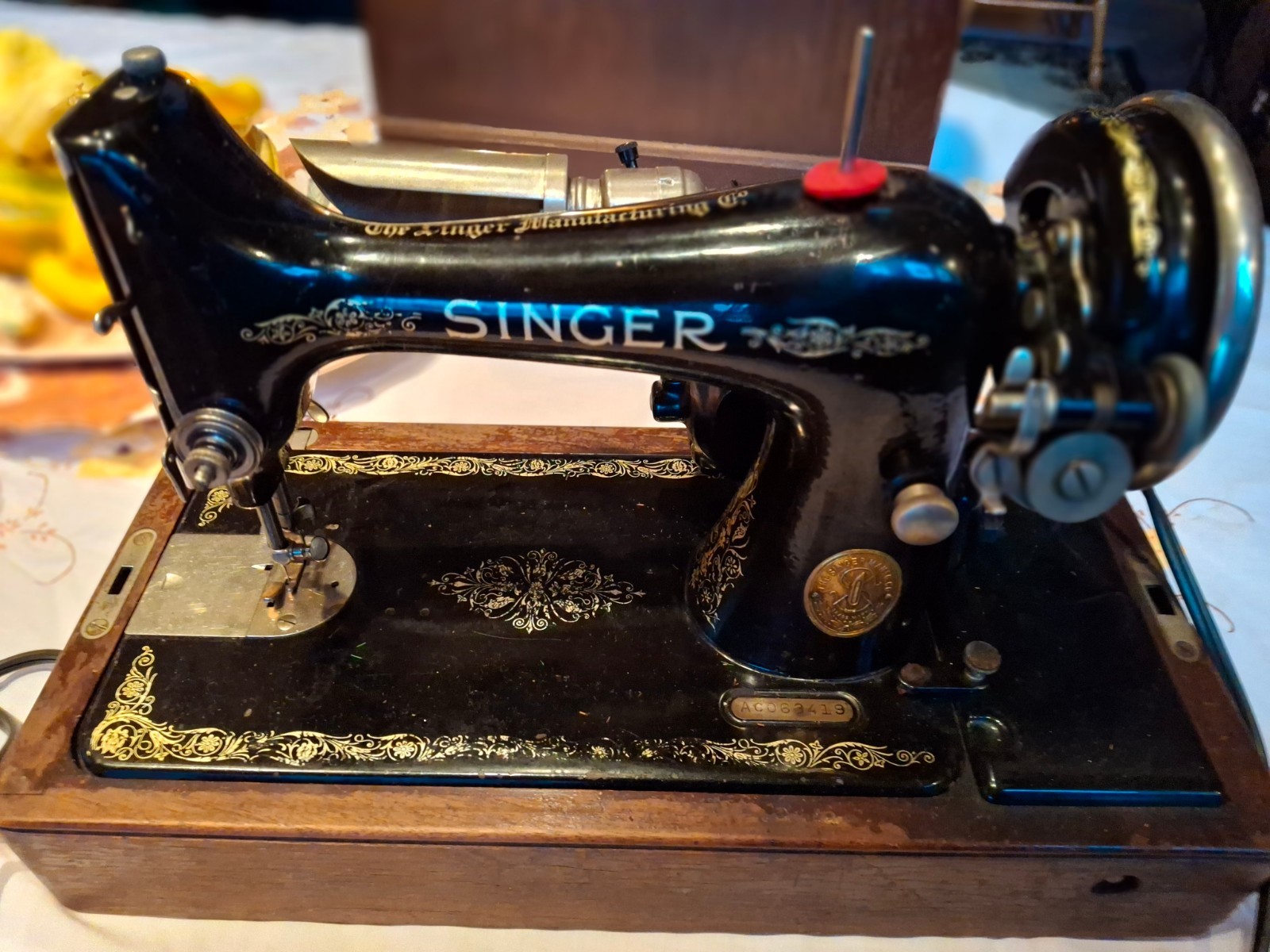 Singer Sewing Machine from the 30\'s