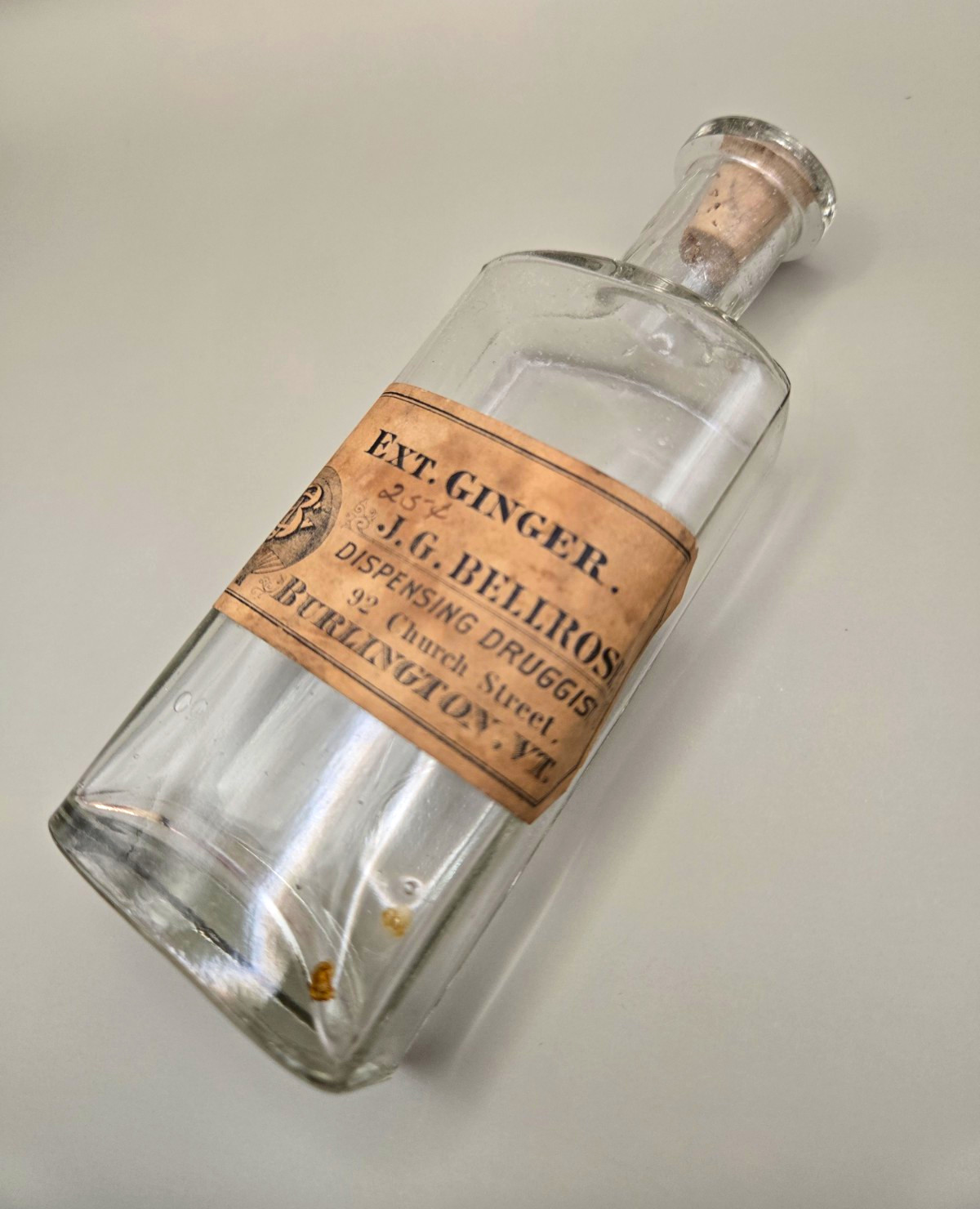 Antique J.G. Bellrose Burlington VT Ext. Ginger Paper Label Old Medicine Bottle