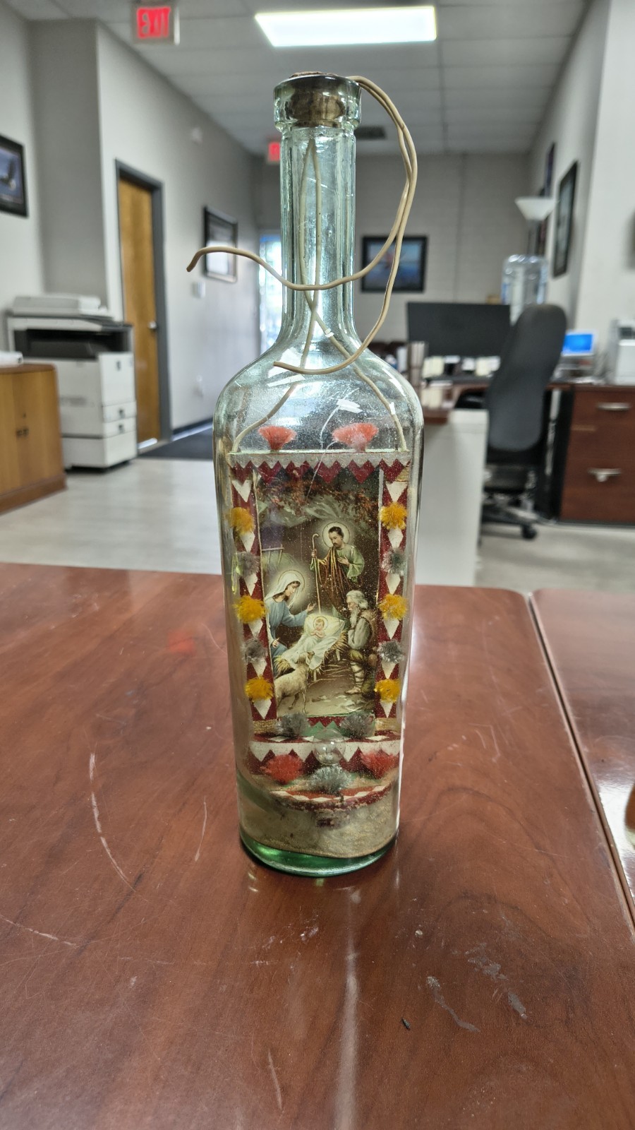 Vintage St Anthony Devotional Bottle Shrine Lamp Folk Art Whimsey Nativity 13\
