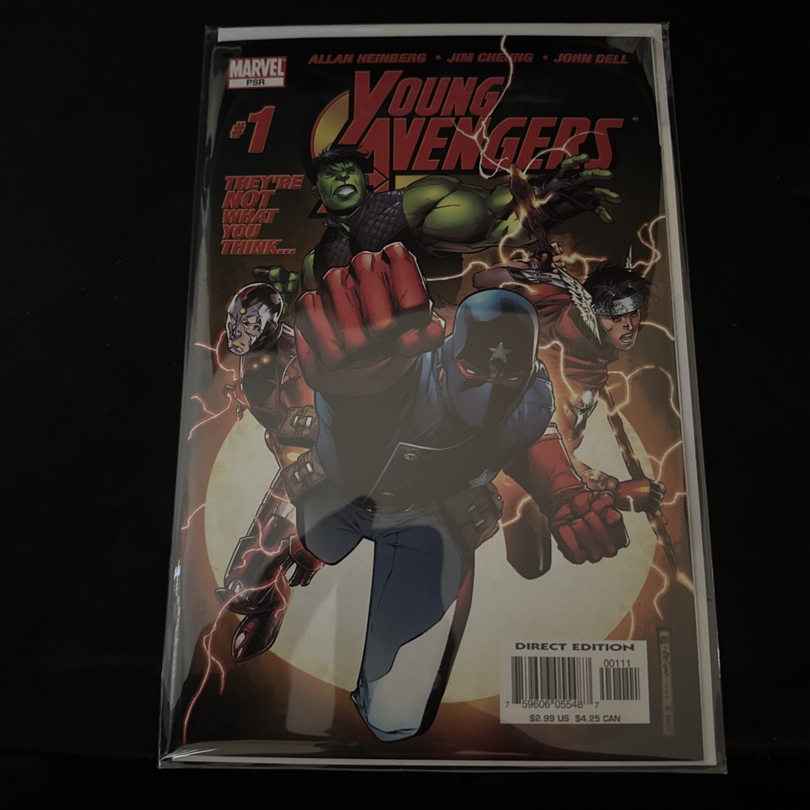 Young Avengers #1 (Marvel Comics April 2005)