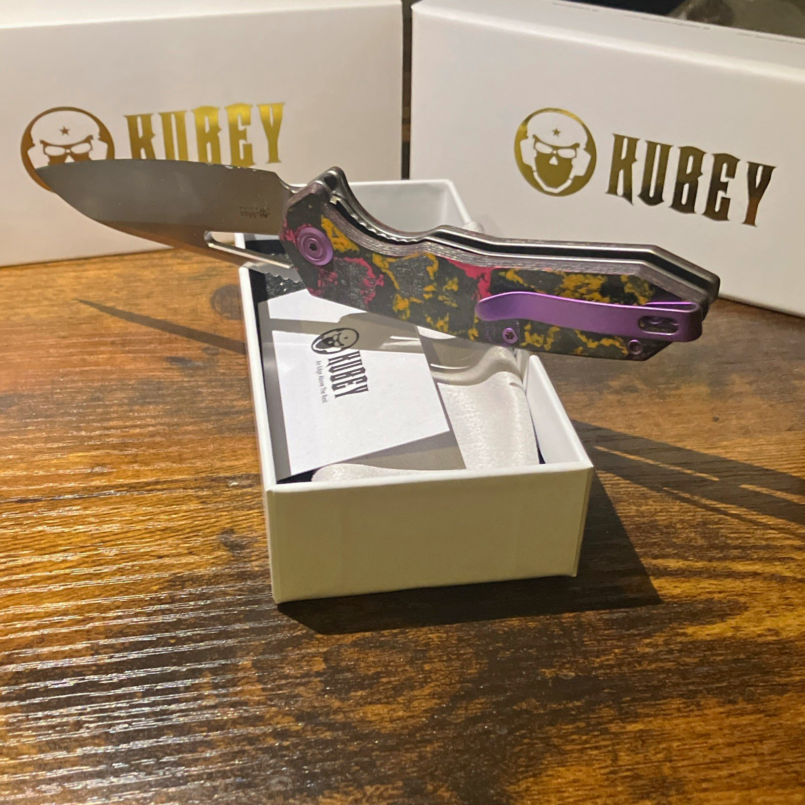 Kubey Blackout KB259C – M390 Blade – Titanium Handle – Max Tkachuk Design – Colo