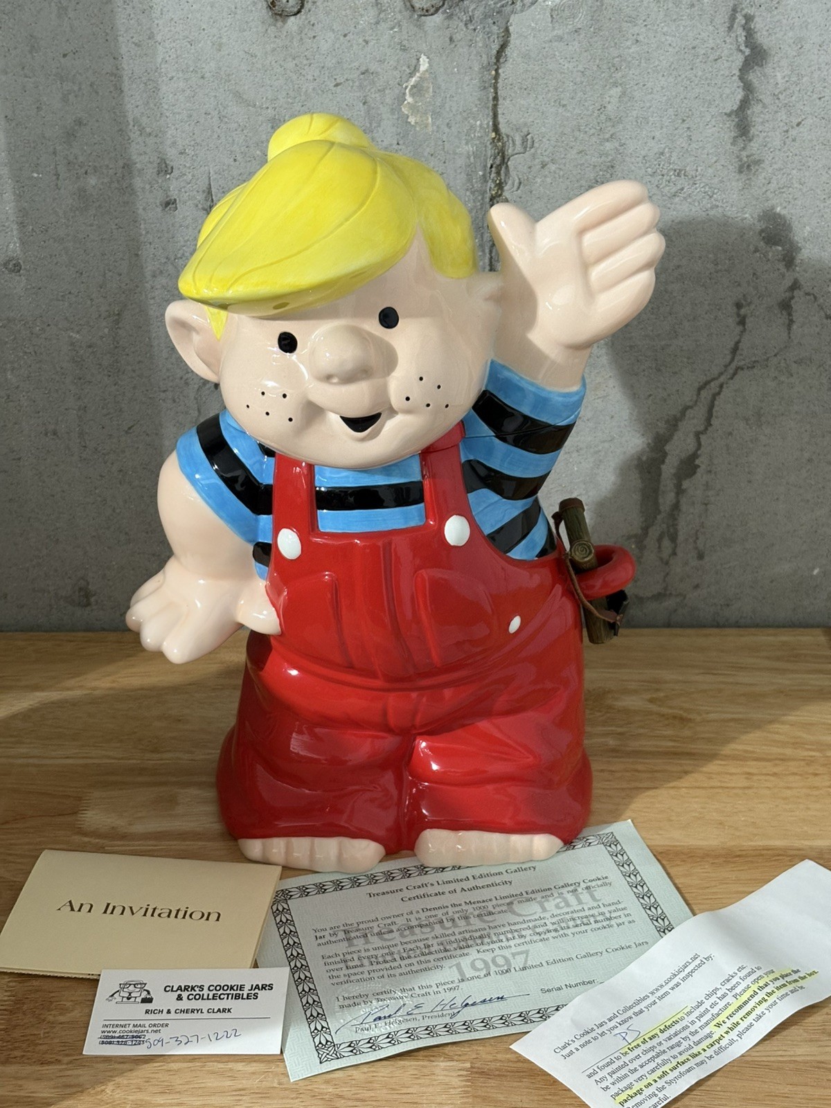 Dennis the Menace Cookie Jar 1997 Treasure Craft Limited Edition /1000 COA