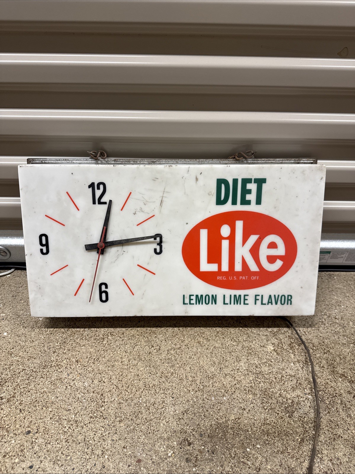 Vintage DIET LIKE SODA LEMON LIME backlit clock 60s BARN FIND READ