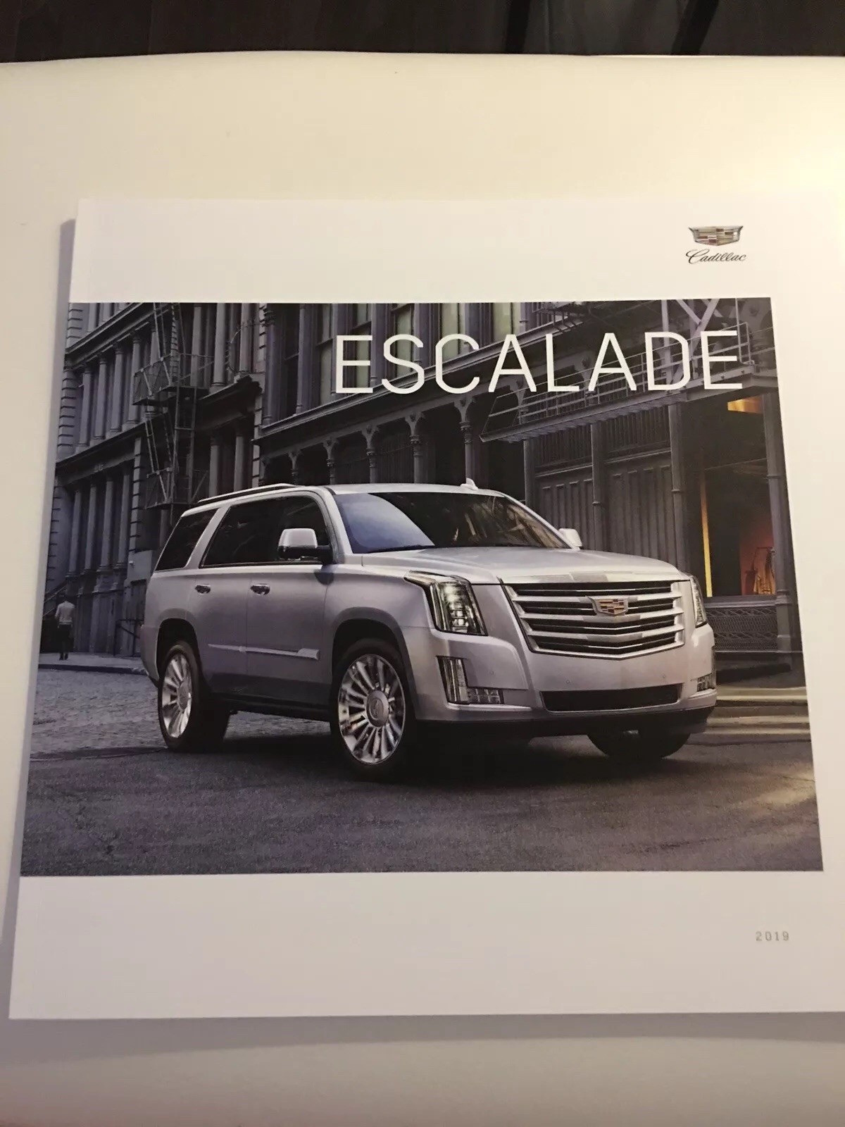 2019 CADILLAC ESCALADE 34-page Original Sales Brochure